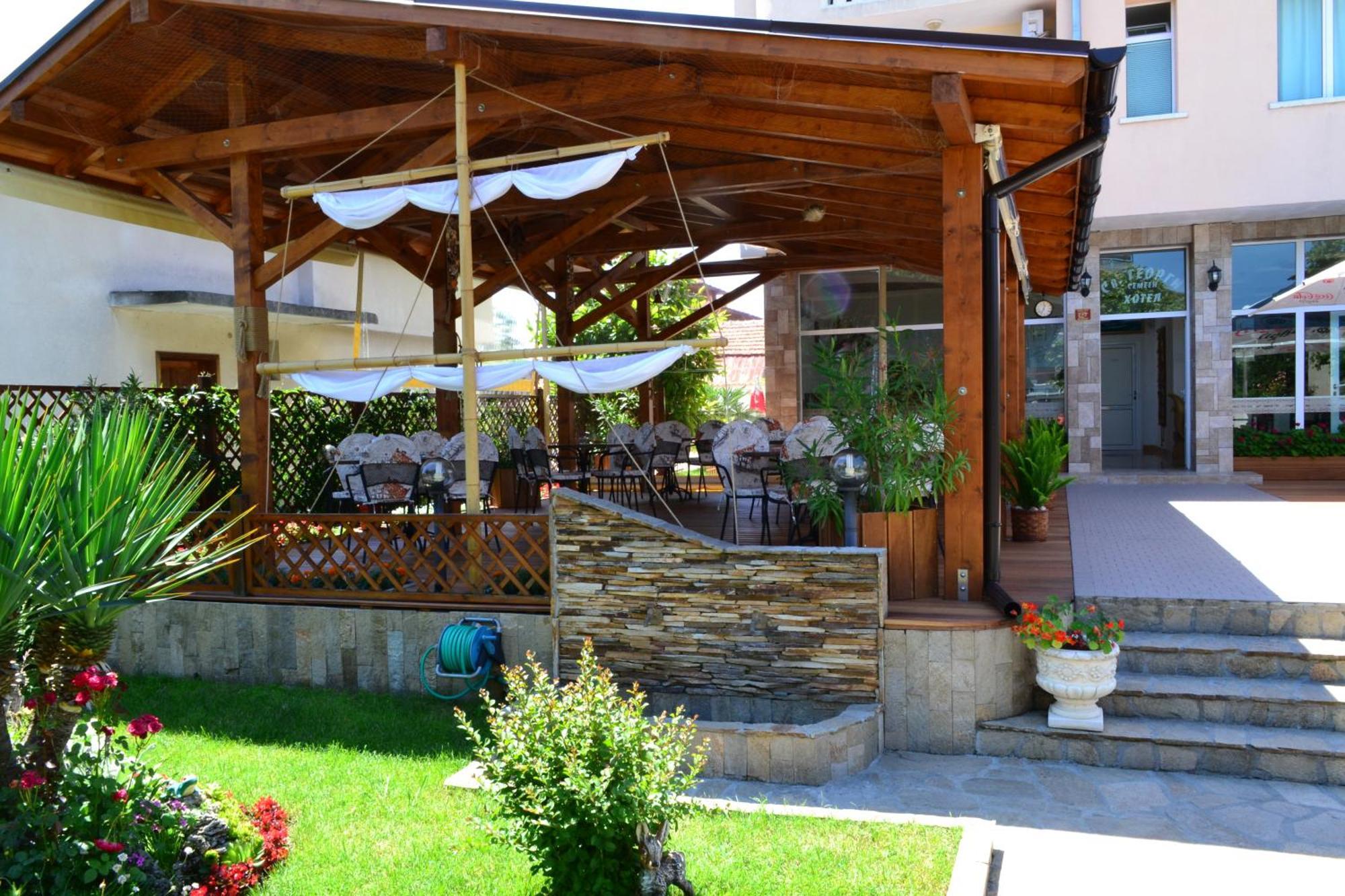 Saint George Family Hotel Lozenets Esterno foto