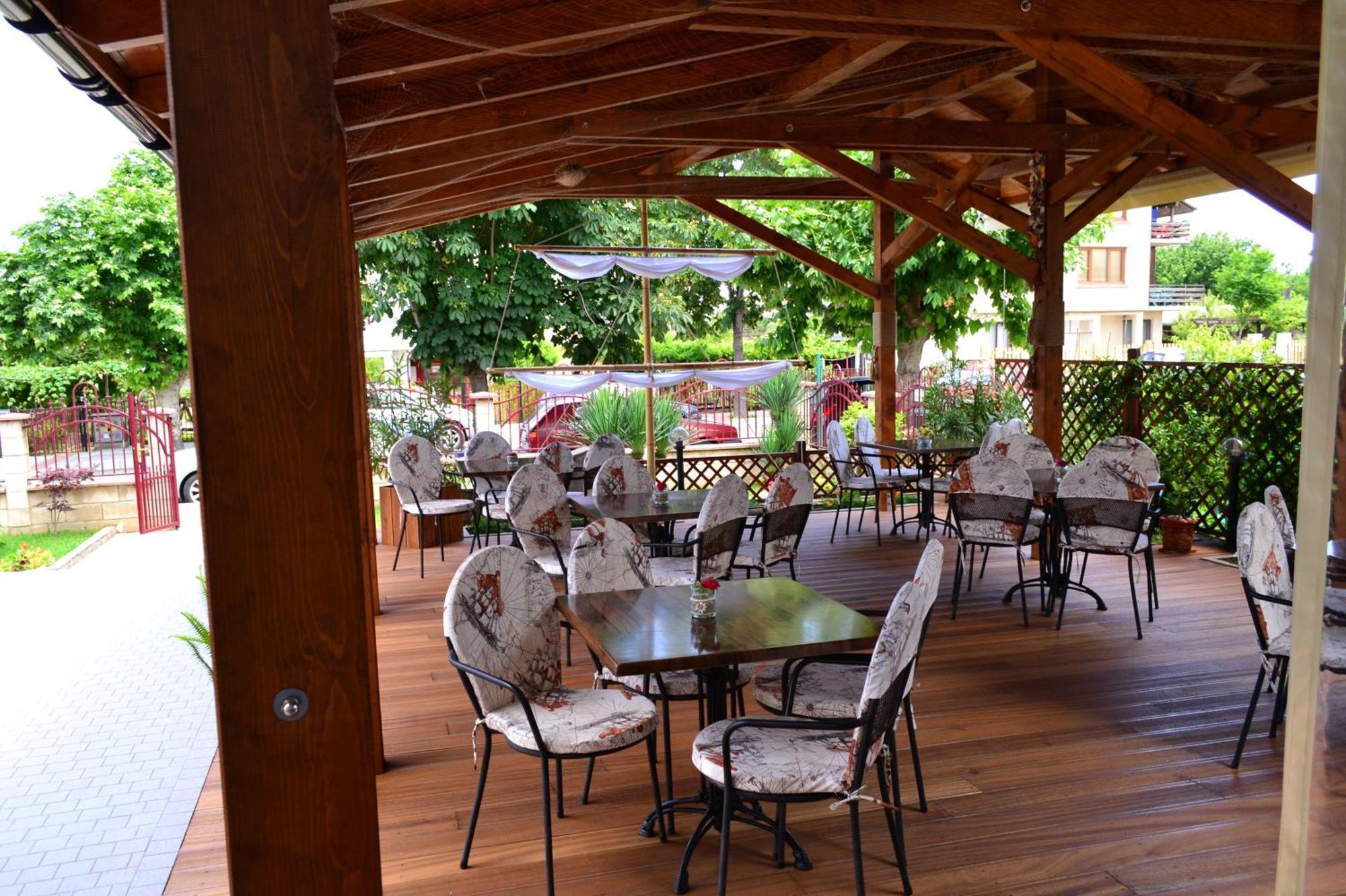 Saint George Family Hotel Lozenets Esterno foto