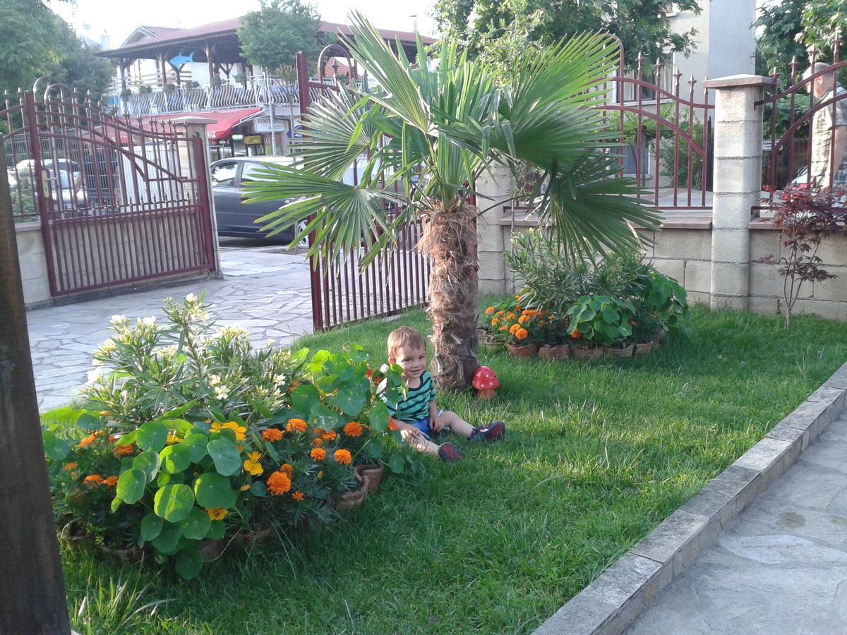 Saint George Family Hotel Lozenets Esterno foto